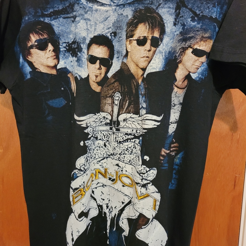 Bon Jovi unisex medium tshirt. Embroidered. NWOT.